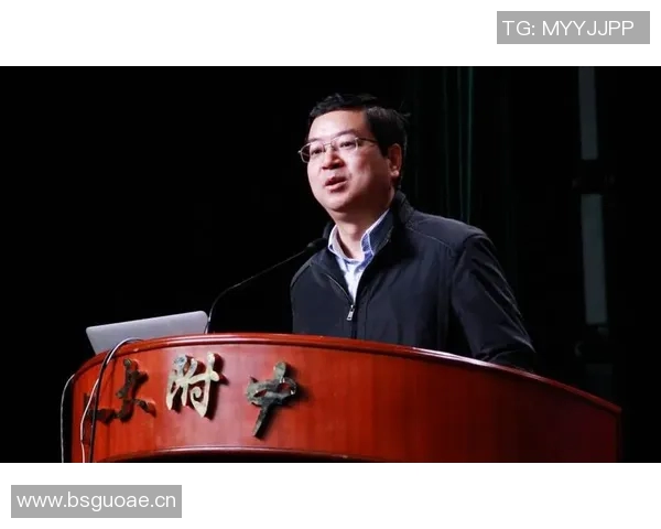 杭州足球队心理素质深度对比分析与提升策略探讨 杭州足球队心理素质深度对比分析与提升策略探讨